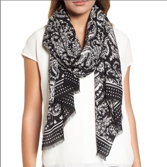 Rebecca Minkoff Accessories - NWT - REBECCA MINKOFF ORNAMENT PAISLEY SCARF